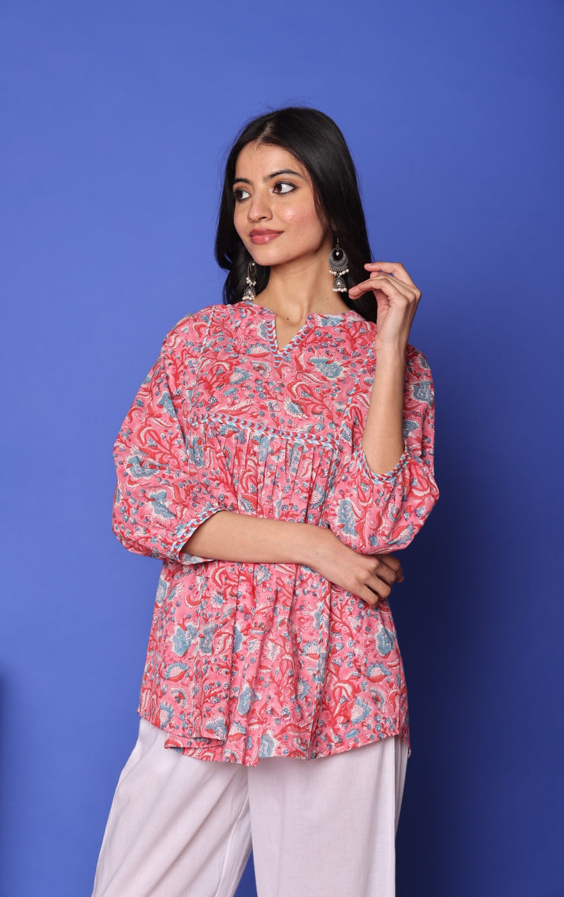 Pink Cotton Collar With V-Neck Handblock Short Top For Women's