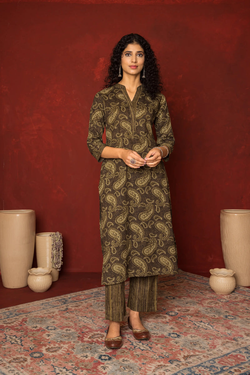 Army Green Cotton Collor Neck Highlightes with Katha Work Kurta Pant Set