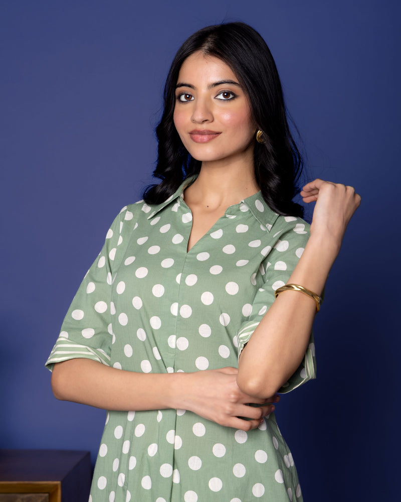 GREEN COTTON COLLAR NECK WITH POLKA PRINT KURTA PANT SET