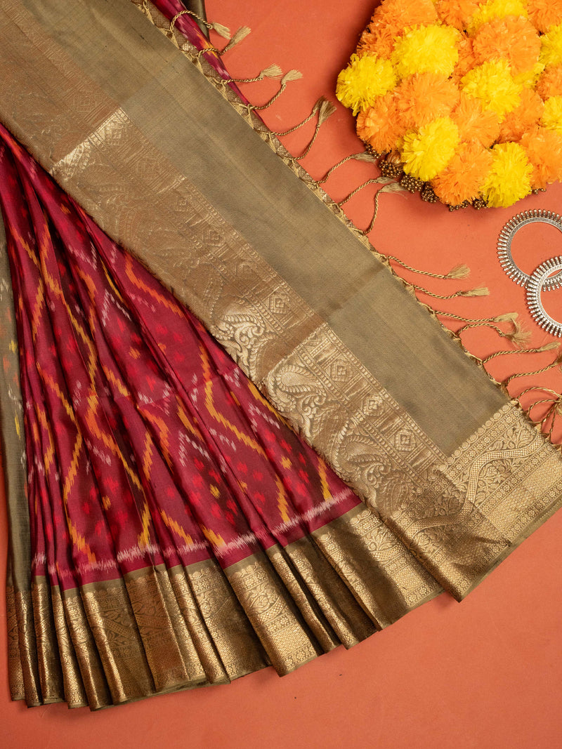 Violet Red Colour Pure Silk Ikkat Print Zari Border Saree