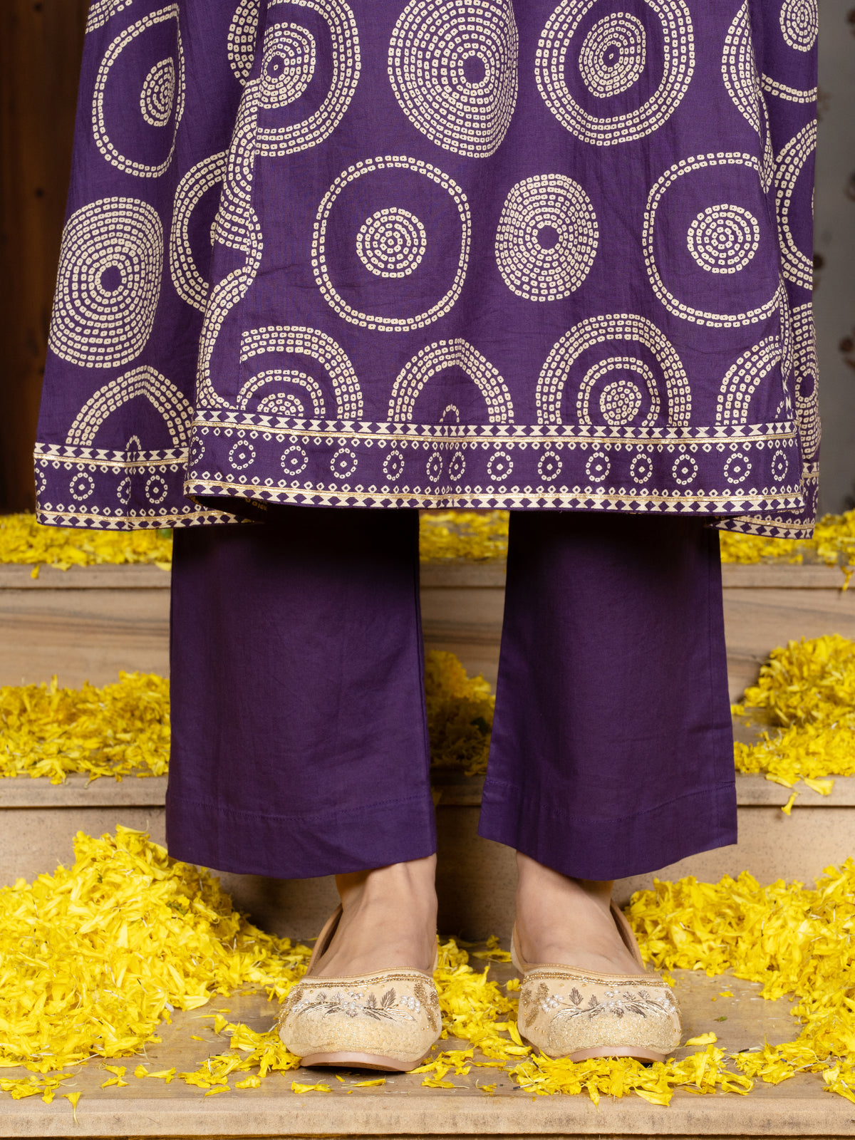 Brinjal Cotton Round Neck Kurta Pant Set For Women's