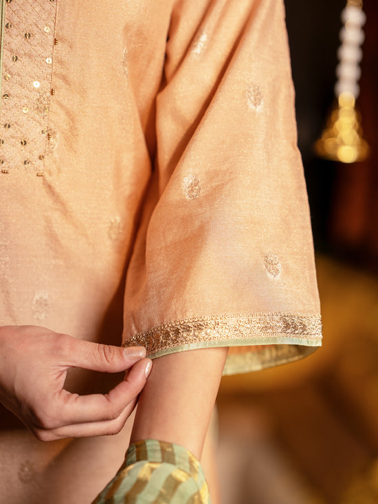 Peach Handloom Pure Silk Chanderi Round Neck Complete Suit Set For Women's