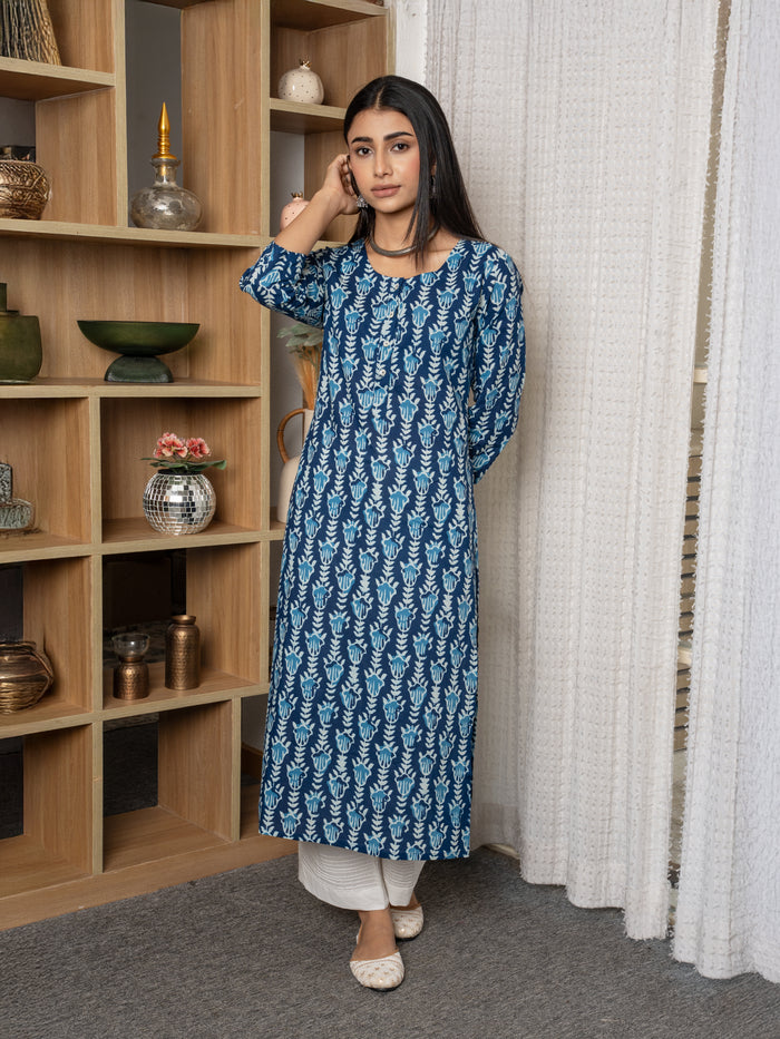 Indigo-cotton-Round neck-printed-kurta-for-womens