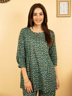 Sea Green Cotton Round With V Neck Abstract Print Lounge Wear