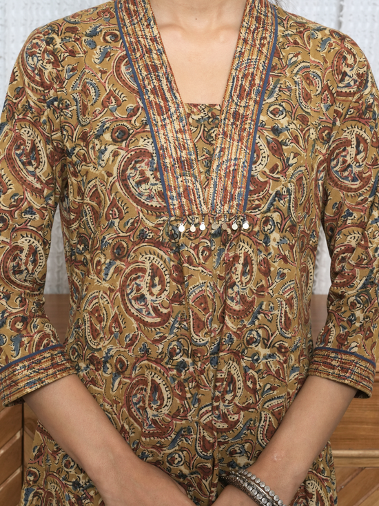 Olive Beige Hand-Done Kalamkari Kurta
