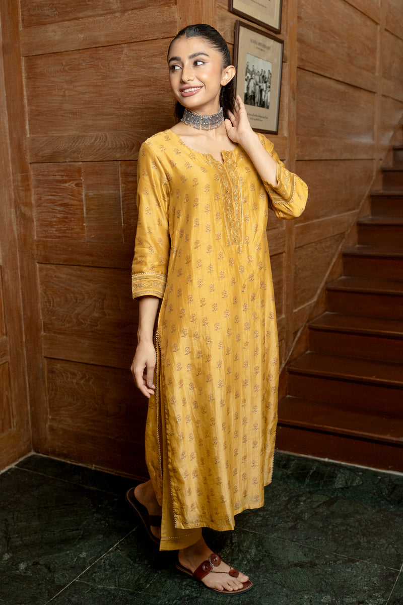 Mustard Chanderi Round Neck Complete Suit Set For Women's