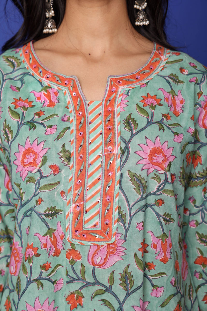 Sea Green Round Neck Short -Top For Women's