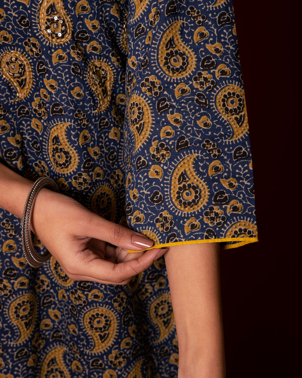MEDHA KURTA