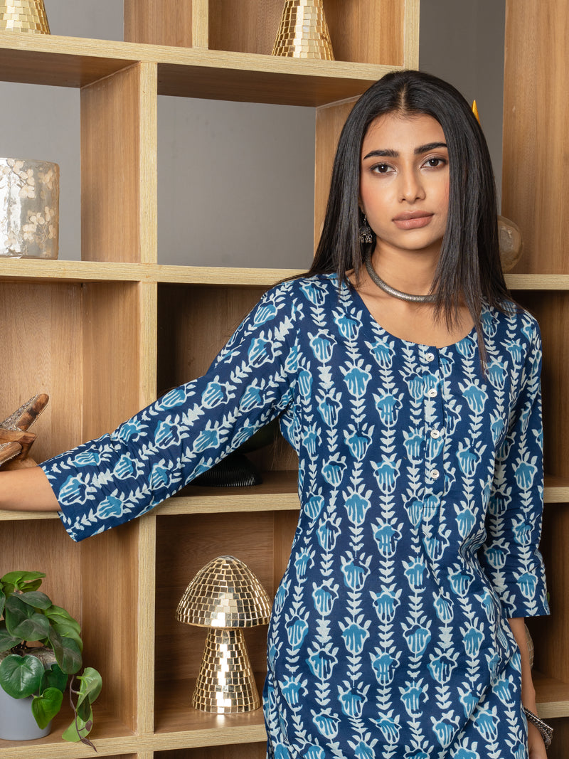 Indigo-cotton-Round neck-printed-kurta-for-womens