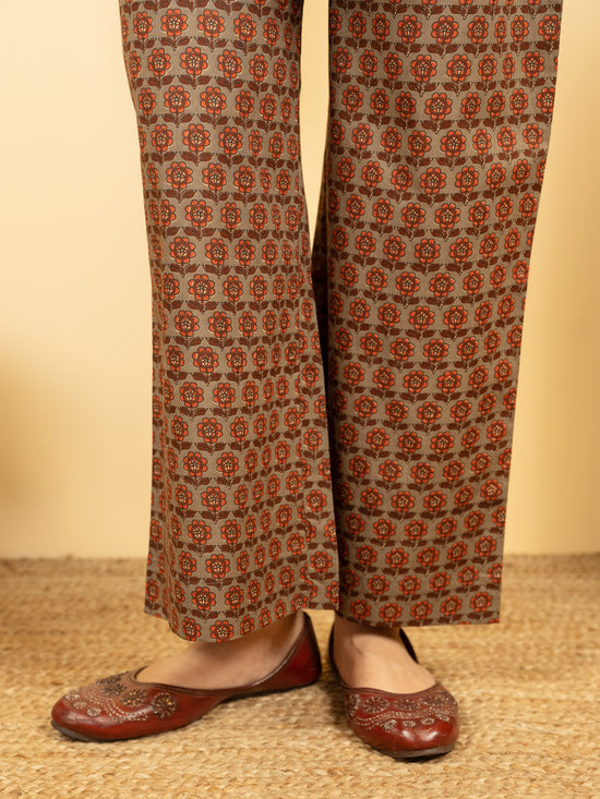 Pine Needle Green Cotton Round With V Neck Booti Print Lounge Wear