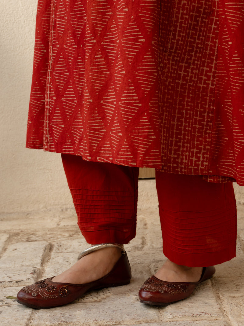 Red Colour Cotton Round with V-Neck HandBlock Print With Natural Dyes Kurta For Women's