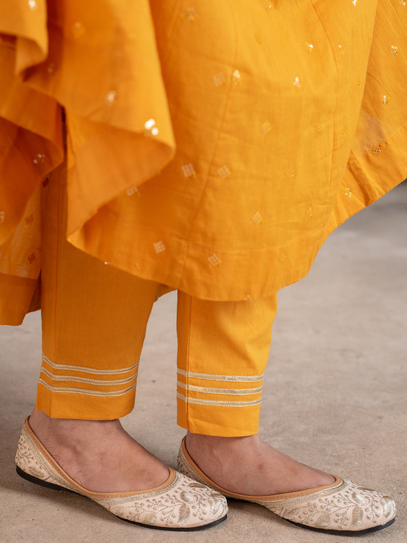 MUSTURD COTTON ROUND NECK KURTA PANT WITH KOTA DORIYA DUPATTA