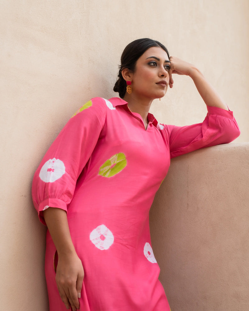 Pink Muslin Collar Neck Hand Done Bandhani Print Kurta Pant Set For Women's