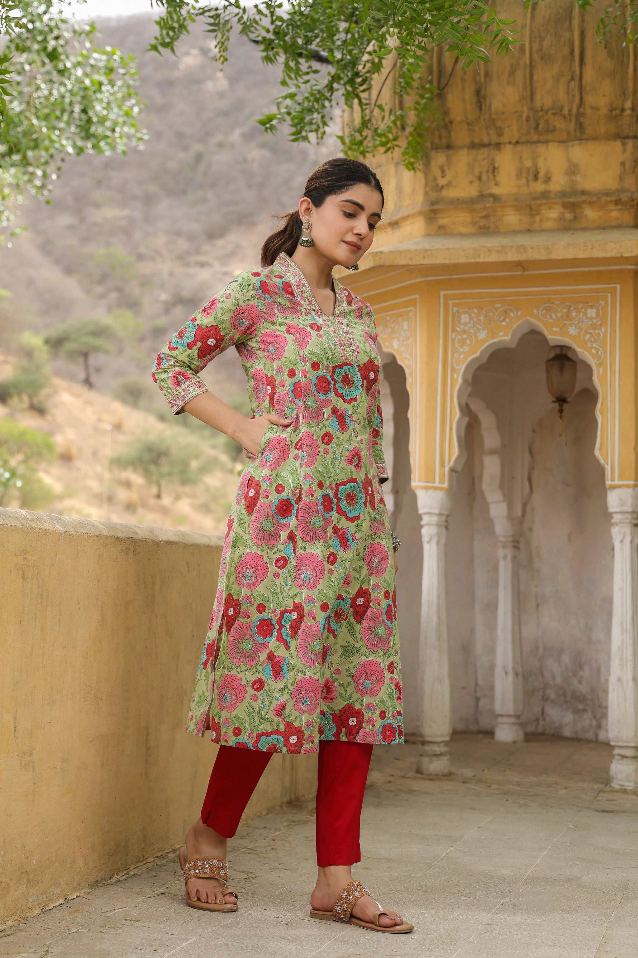 Gayatri Cotton Aline Kurta- Women's Kurtas