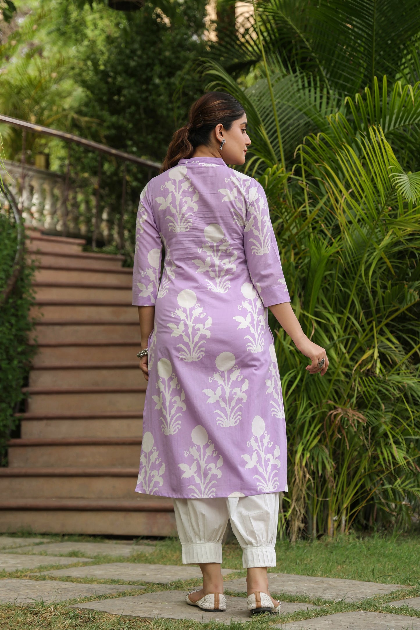 Jaanvi Cotton Straight Kurta