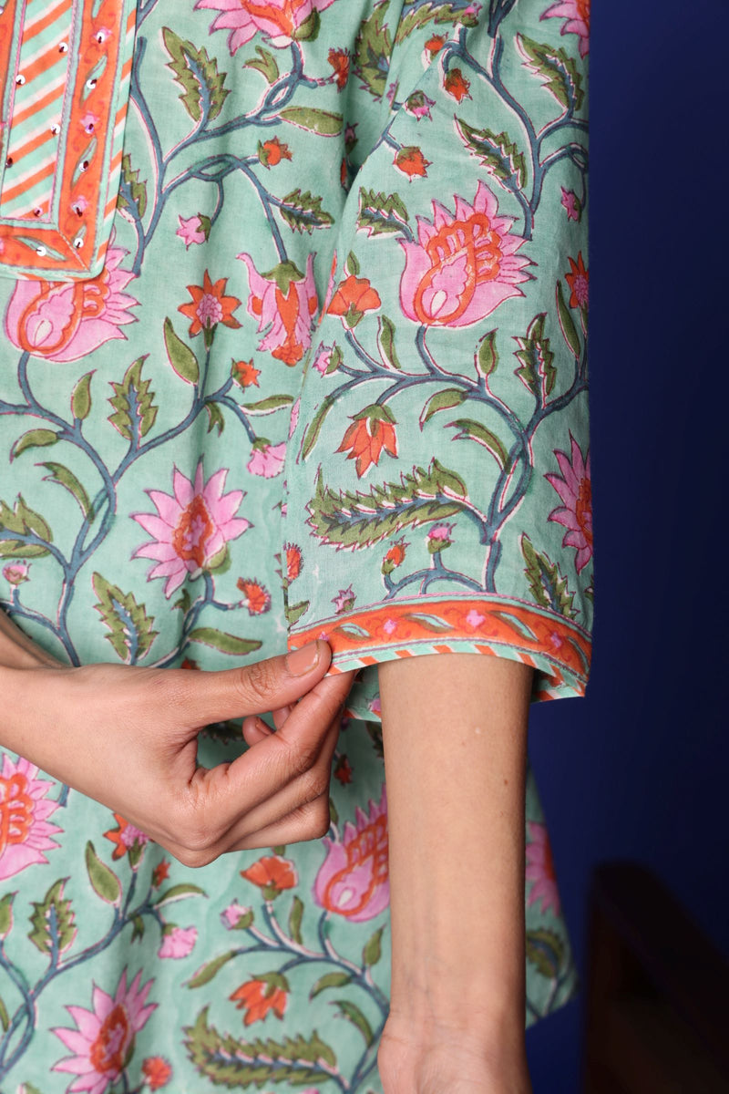 Sea Green Round Neck Short -Top For Women's