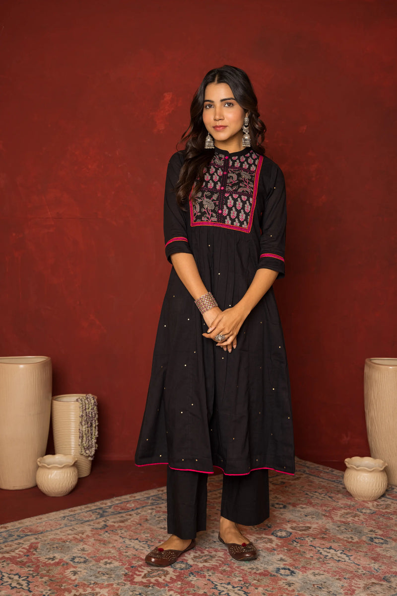 BLACK COTTON COLLAR NECK EMBROIDERY AND MIRROR WORK KURTA FOR WOMEN'S