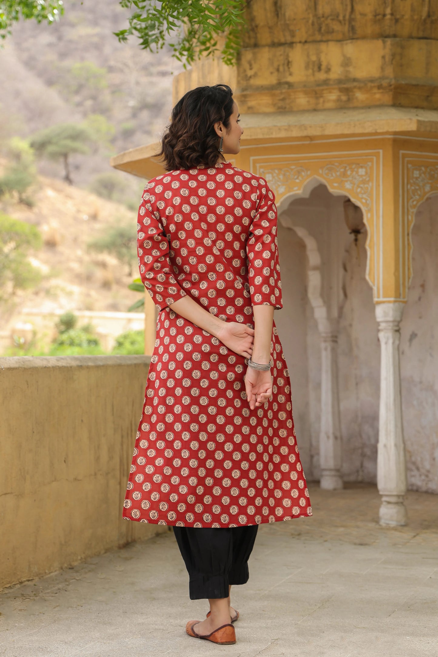 Kajjali Straight Kurta