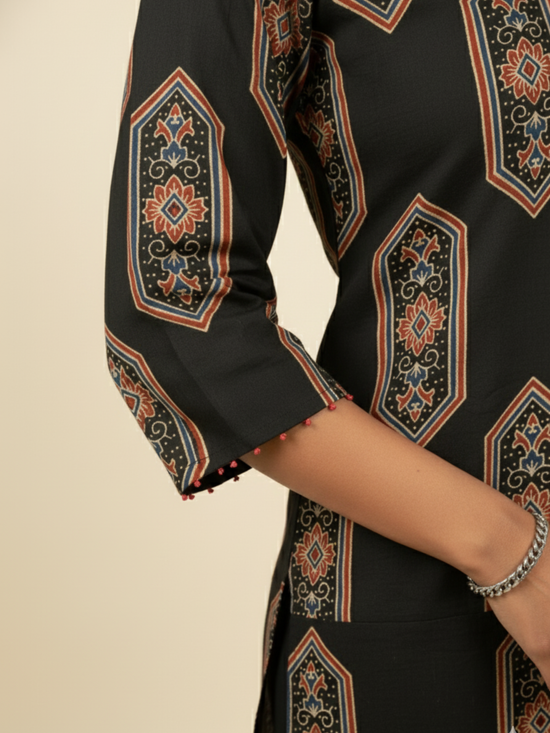 Black Colour Cotton V-Neck Abstract Print Bead Work Kurta For Women's