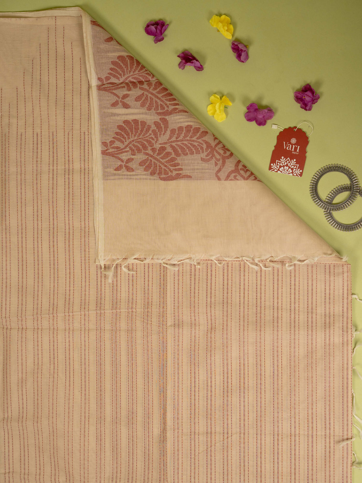 Beige Colour Cotton Handloom Self Weaned Saree