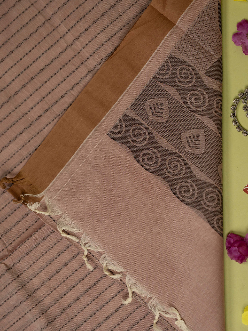 Pinkish Beige Colour Cotton Handloom Self Weaned Saree