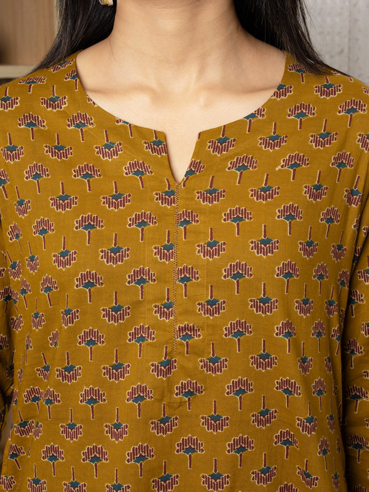 Musturd -cotton-Round With V- neck-printed-kurta-for-womens