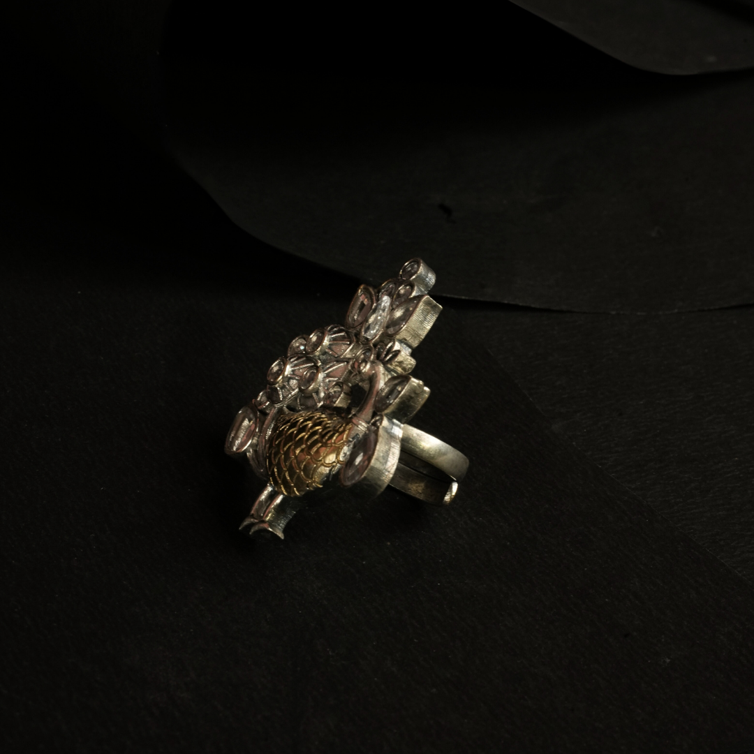 Mayura Adjustable Finger Ring