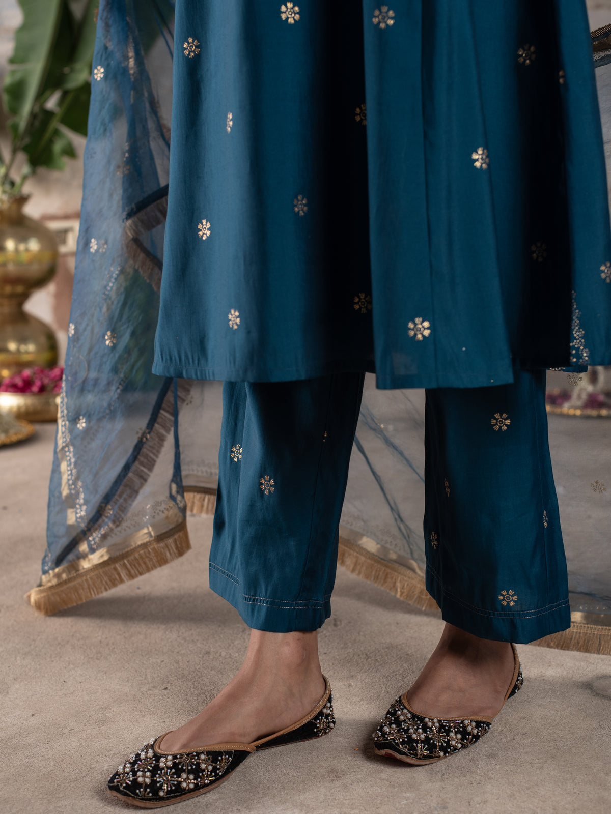 BLUE CHANDERI V NECK  ALL OVER WITH LACE AD KHADI WORK DUPATTA FULL SET