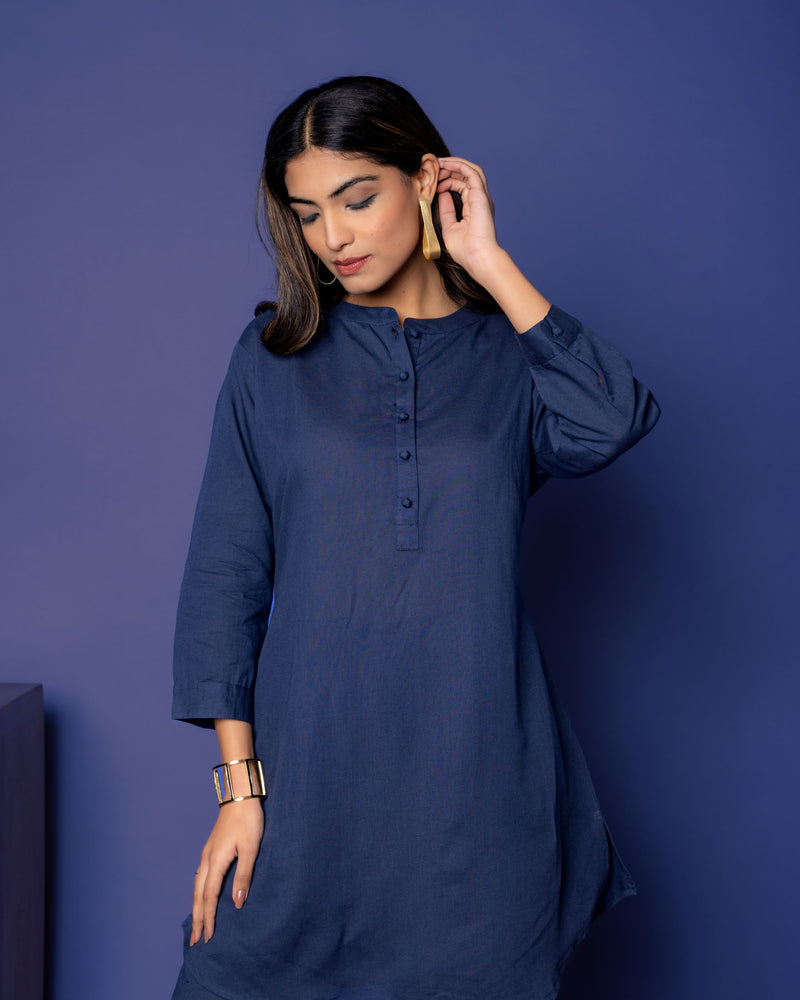 INDIGO BLUE COTTON LINEN COLLAR NECK KATHA WORK ON BACK SIDE KURTA PANT SET