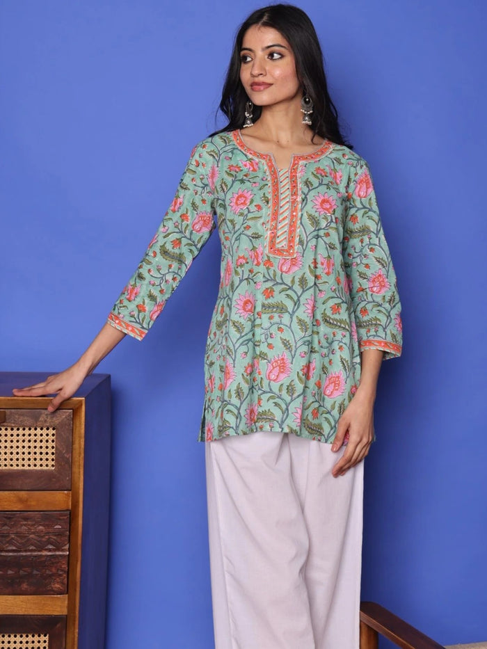 Sea Green Round Neck Short -Top For Women's