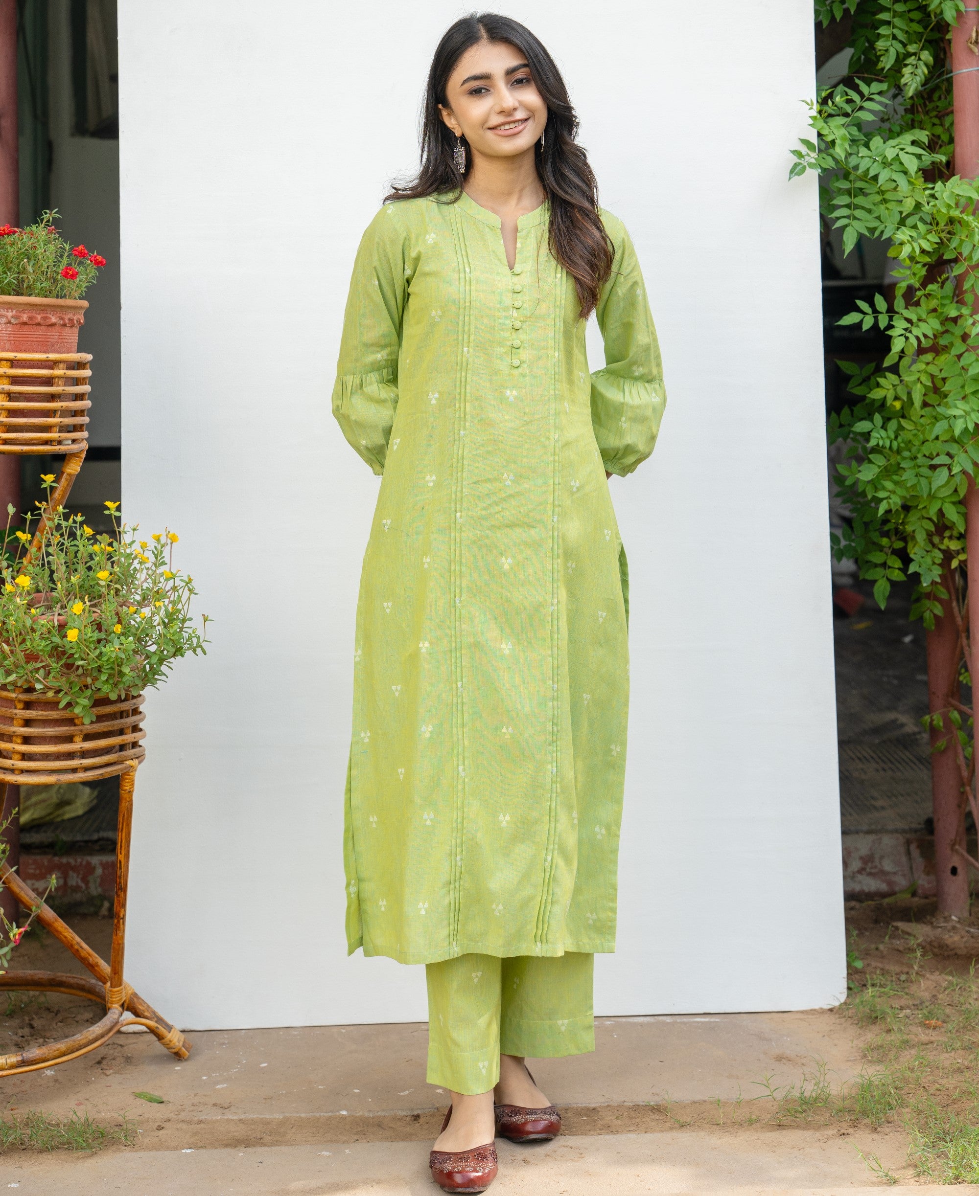 Green Cotton Handloom Kurta Pant Set For Women's