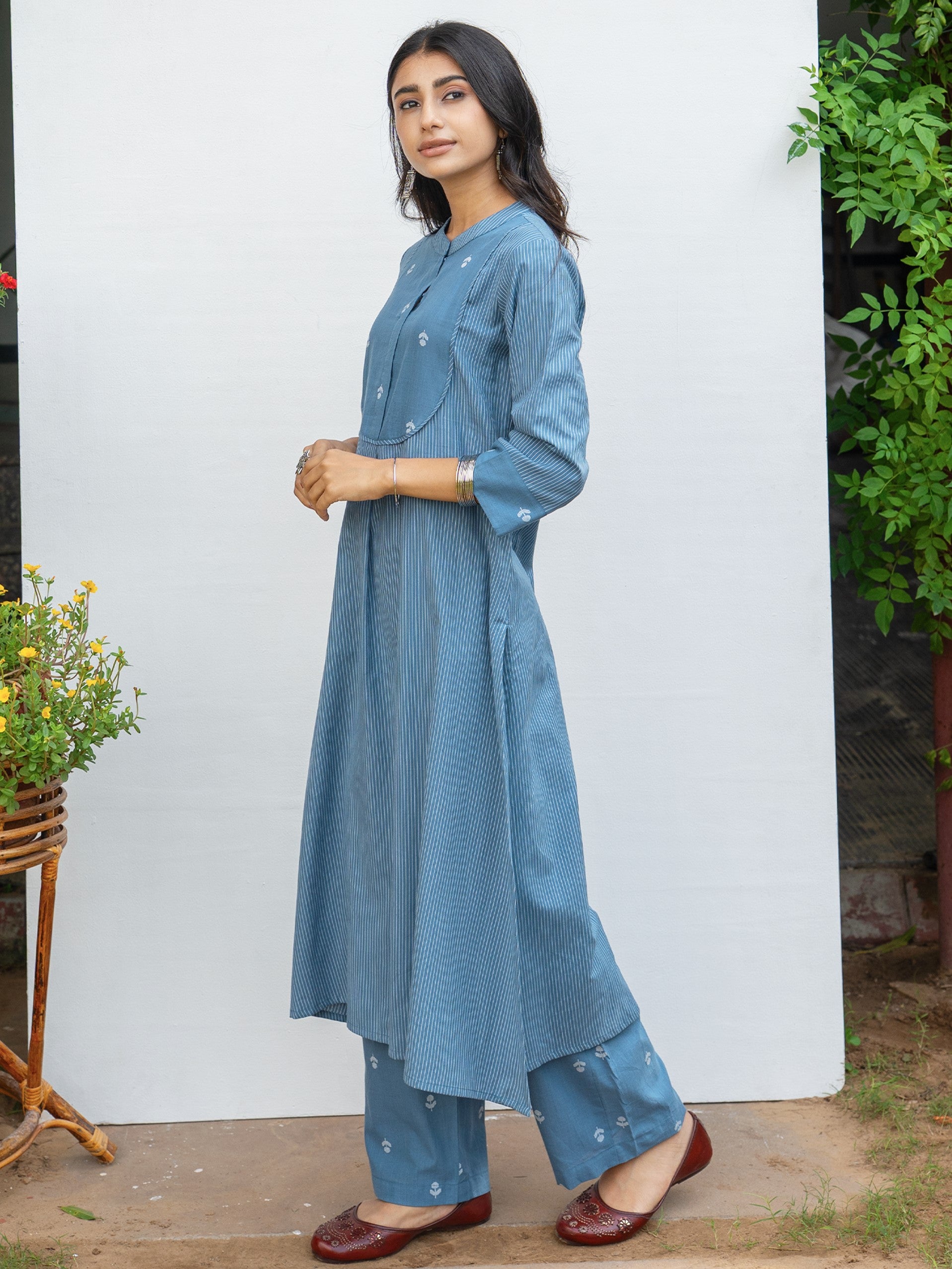 Classic Blue Cotton Kurta Pant Set For Women's