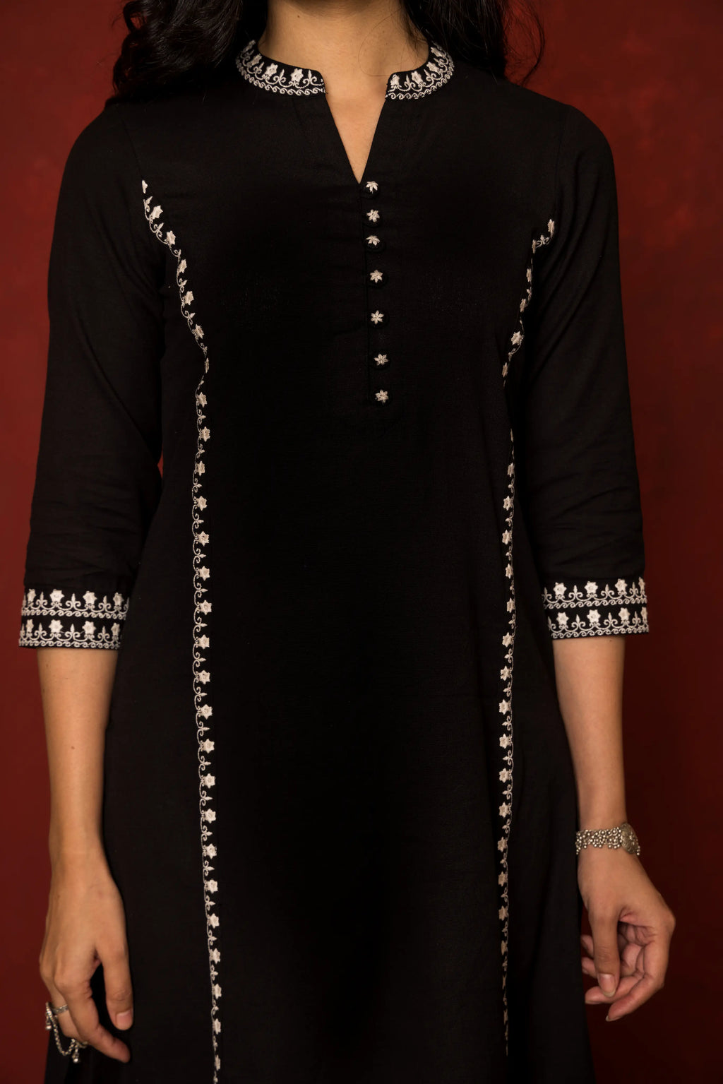 BLACK COTTON FLAX COLLAR EMBROIDERY WORK ON KURTA.WITH EMBROIDERY ON BUTTONS KURTA PANT SET