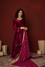 FALSA PINK VELVET V-NECK KURTA HIGHLIGHTED WITH ADDA WORK AND GOTA FULL SET
