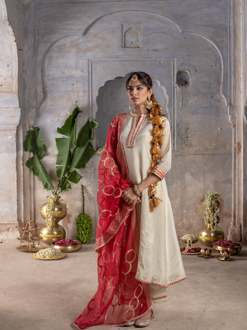 GOLD & RED TISSU SHIMMER COLLAR NECK ALL OVER WITH  GOTA WORK DUPATTA FULL SET