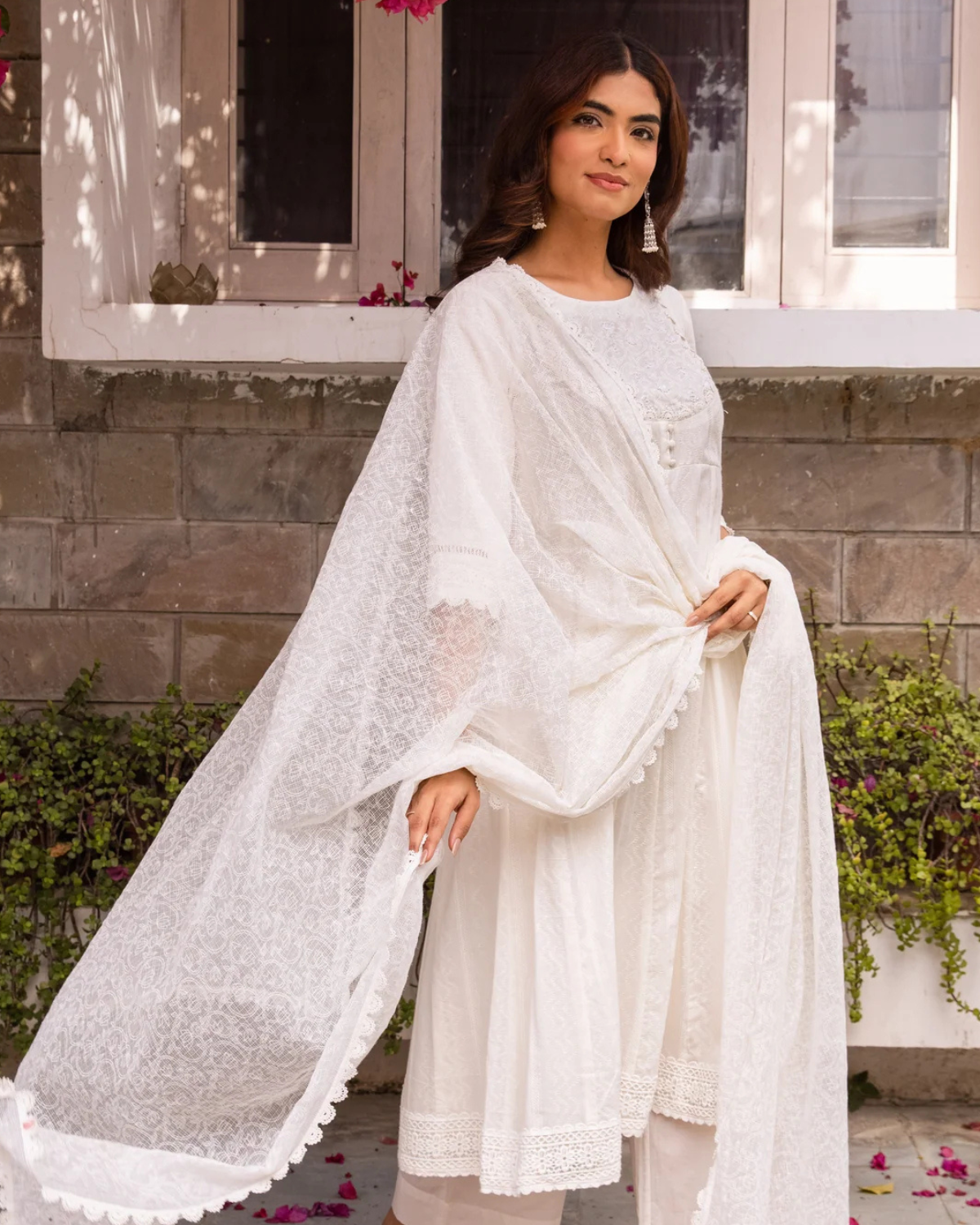 Ivory White Kurta Dupatta (Pant Not Included)