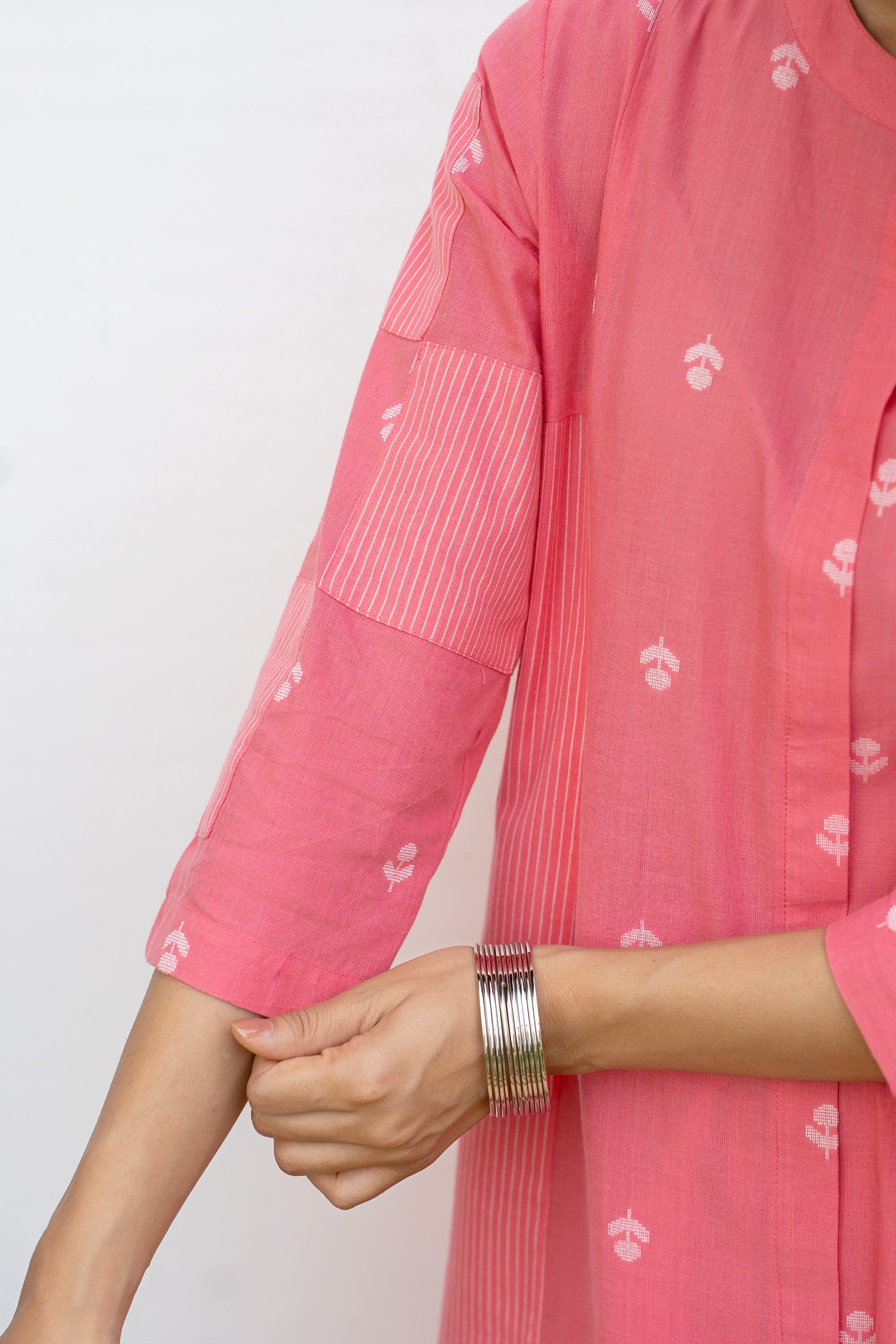 Coral Pink Cotton Handloom Kurta Pant Set For Women's