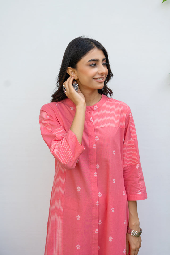 Coral Pink Cotton Handloom Kurta Pant Set For Women's