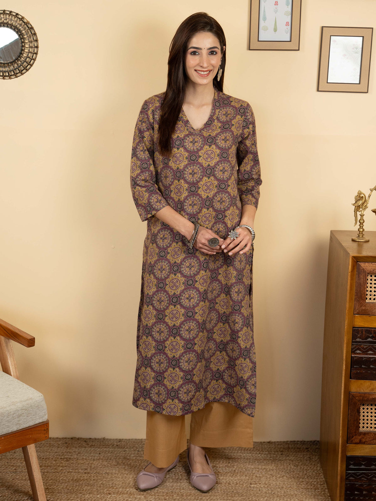 Purple Colour Cotton V-Neck Katha Print Kurta For Women's