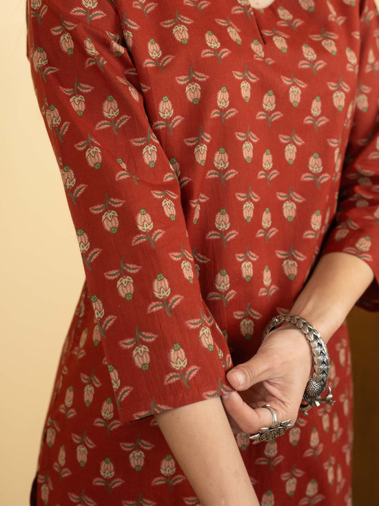 Rust Colour Cotton Round With V Neck Block Print Kurta For Women's