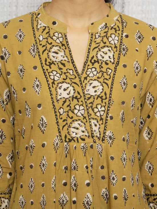 Mustard Colour Cotton Round With V-Neck Hand-Block Print, Kurta For Women's