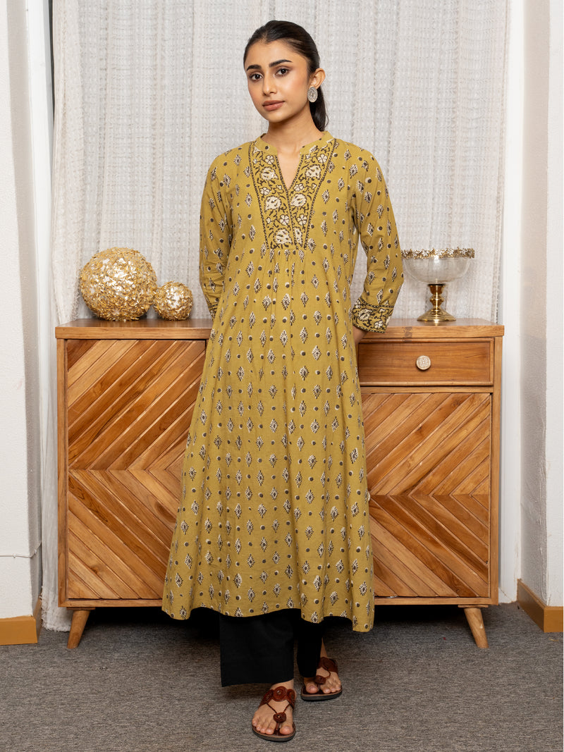 Mustard Colour Cotton Round With V-Neck Hand-Block Print, Kurta For Women's
