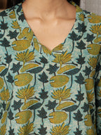 Blue Colour Cotton V-Neck Floral Print Kurta For Women's