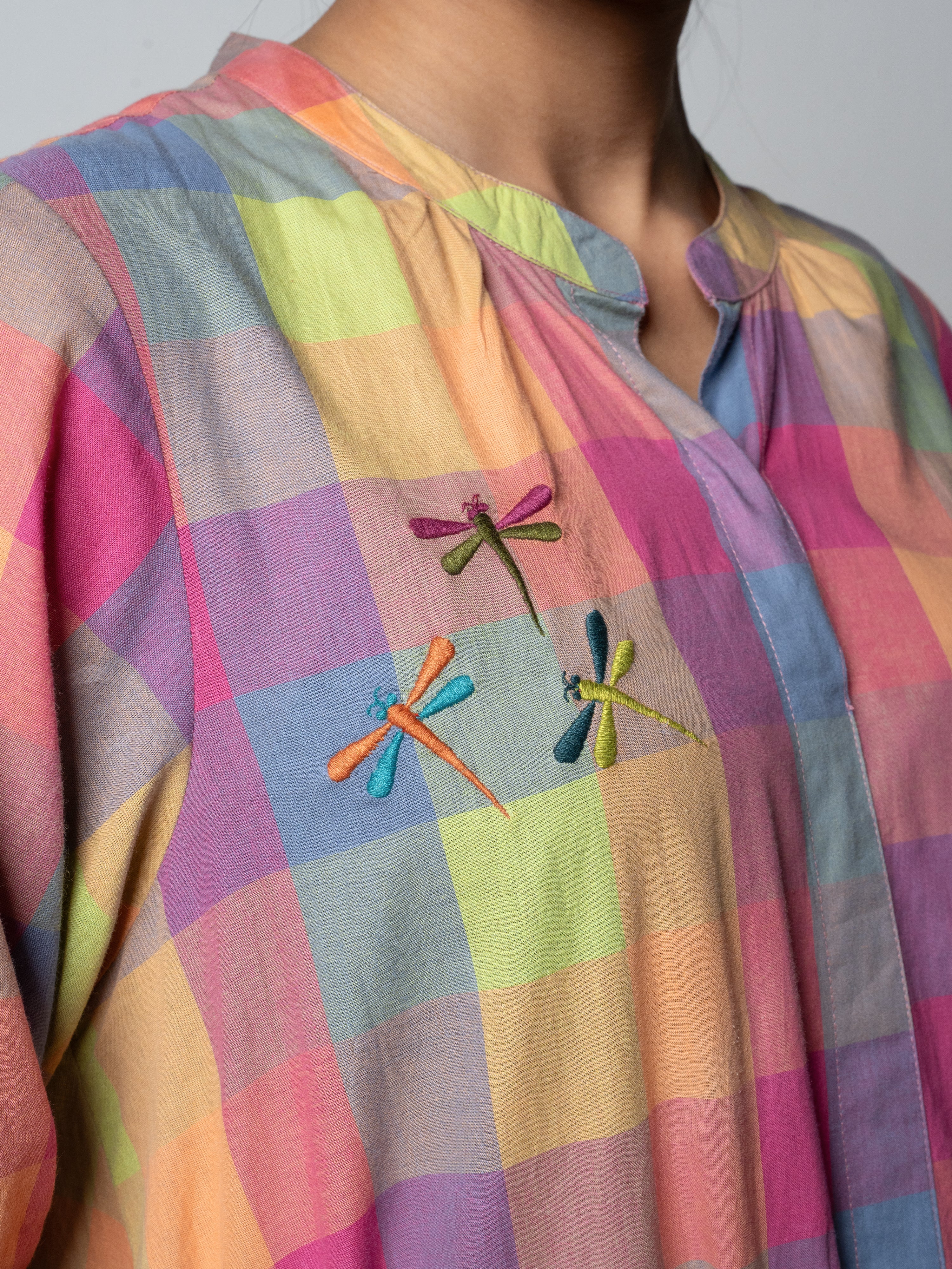 Multicolor Premium Cotton Round With Collar Embroidery Kurta Pant For Women's