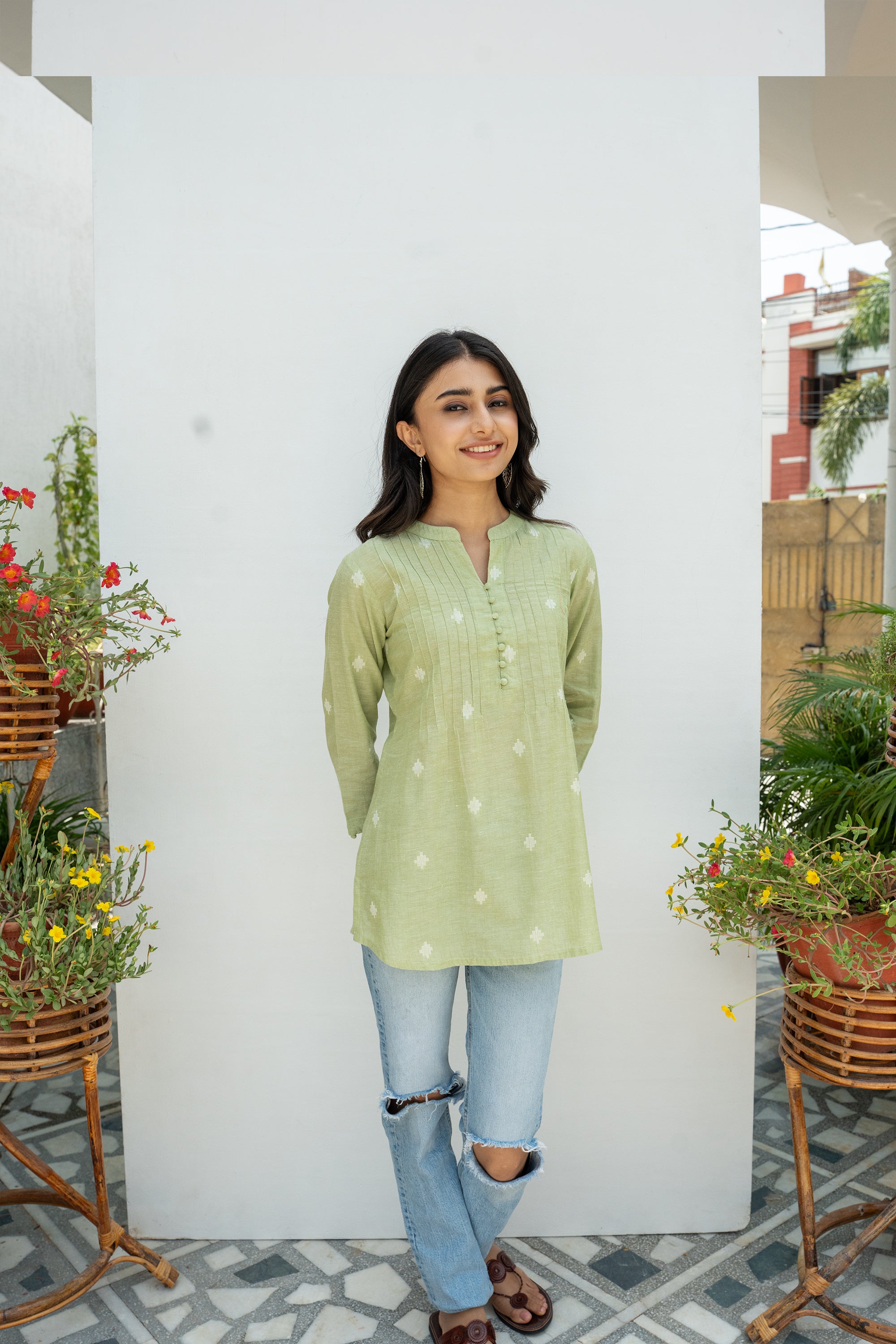 Pastel Green Hnadloom Cotton Short Kurti For Women's
