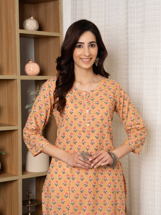 Light Orange Cotton Round Neck Booti Print Kurta For Women's