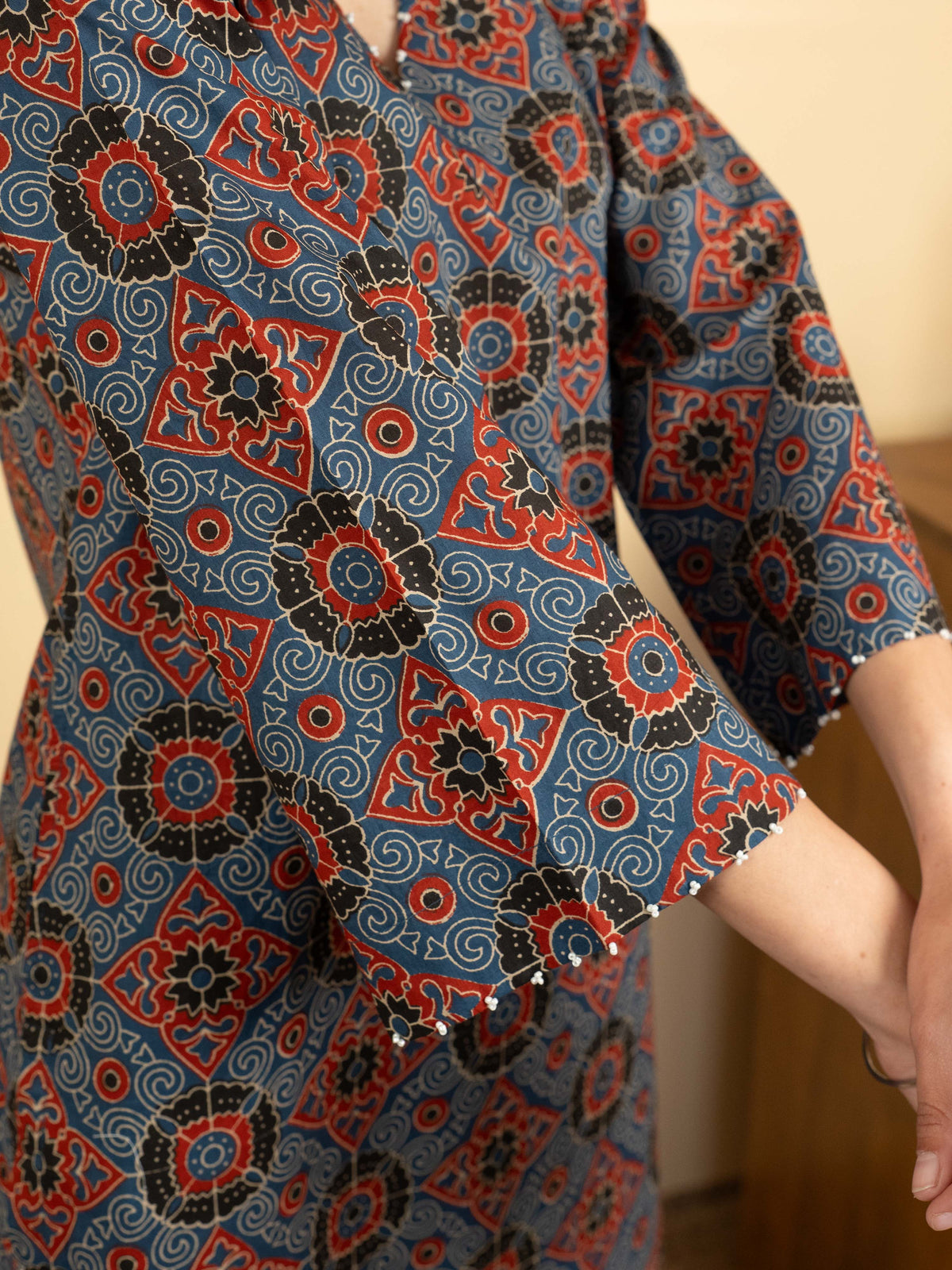 Blue Colour Cotton V-Neck Floral Print Bead Work Kurta For Women's