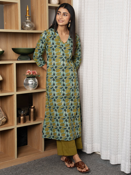 Blue Colour Cotton V-Neck Floral Print Kurta For Women's
