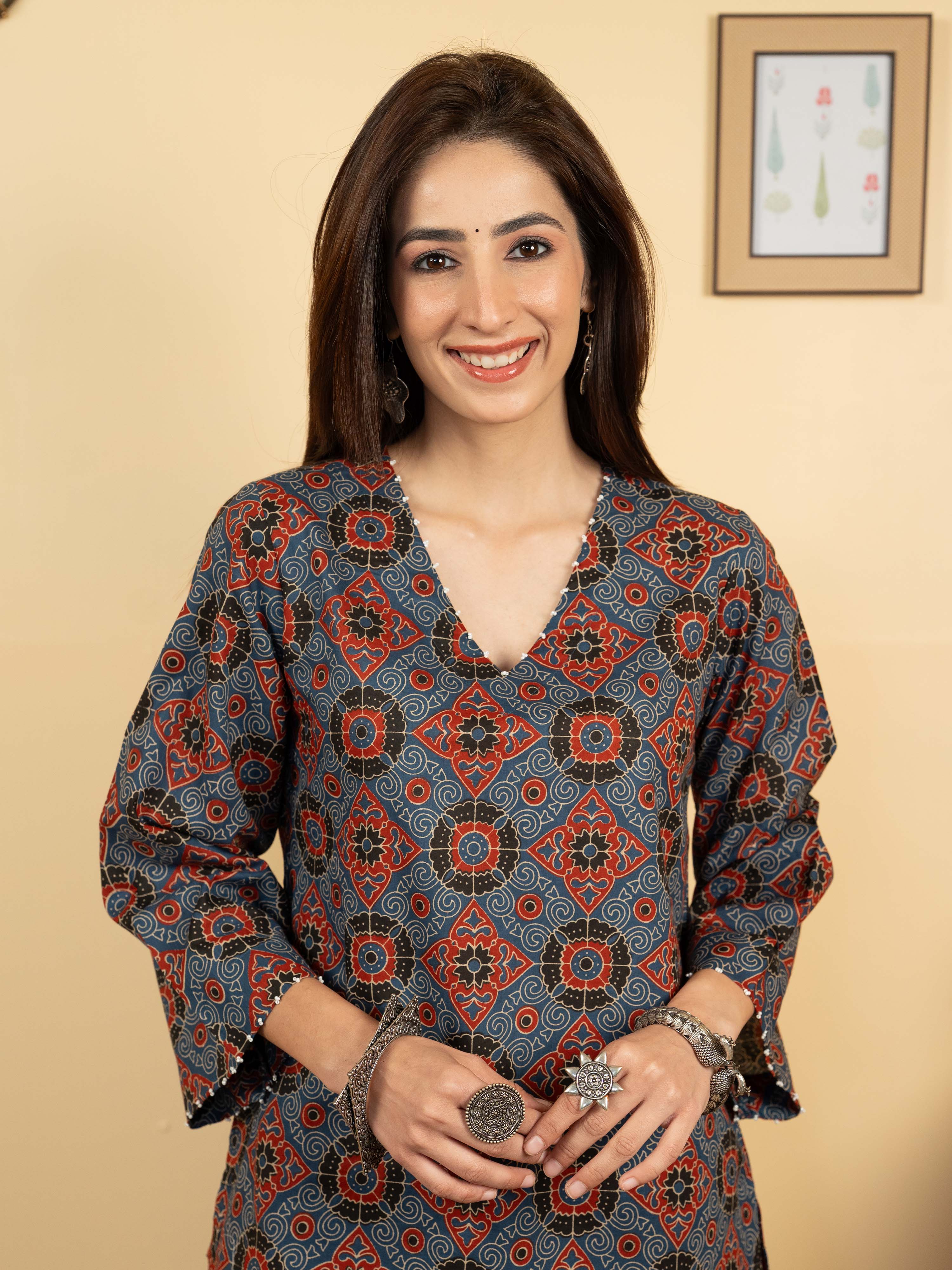 Blue Colour Cotton V-Neck Floral Print Bead Work Kurta For Women's