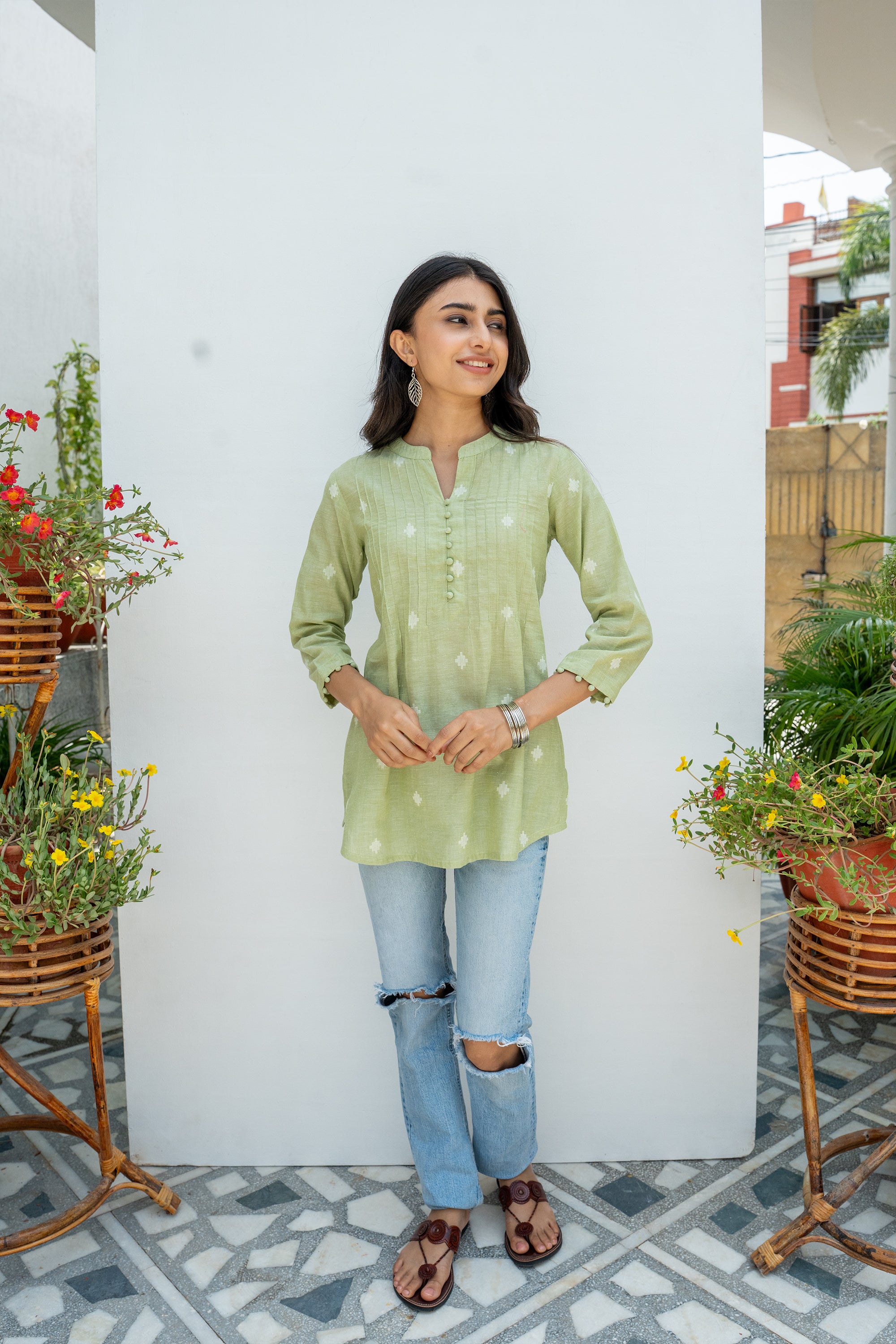 Pastel Green Hnadloom Cotton Short Kurti For Women's